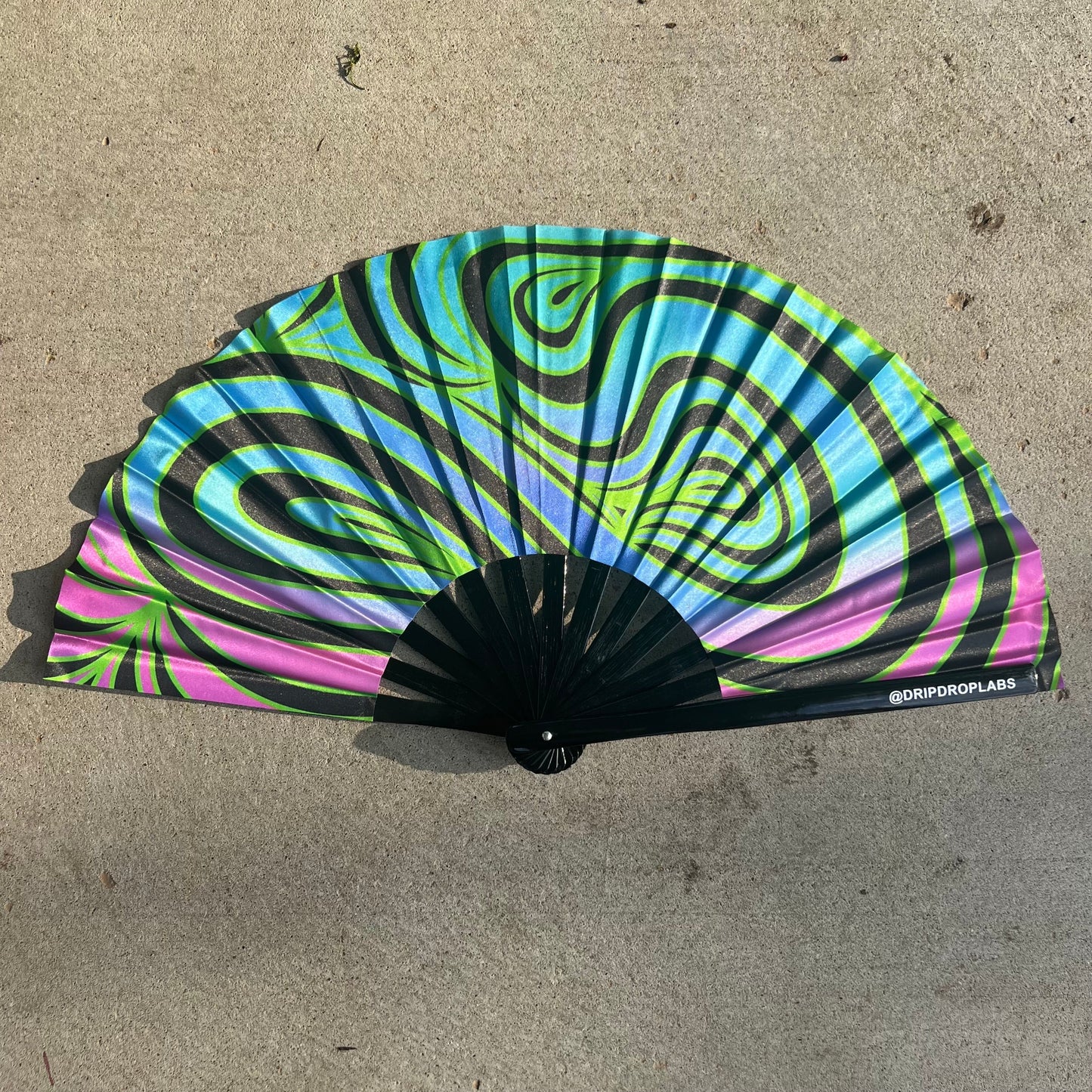 Neon Waves - Glow Fan