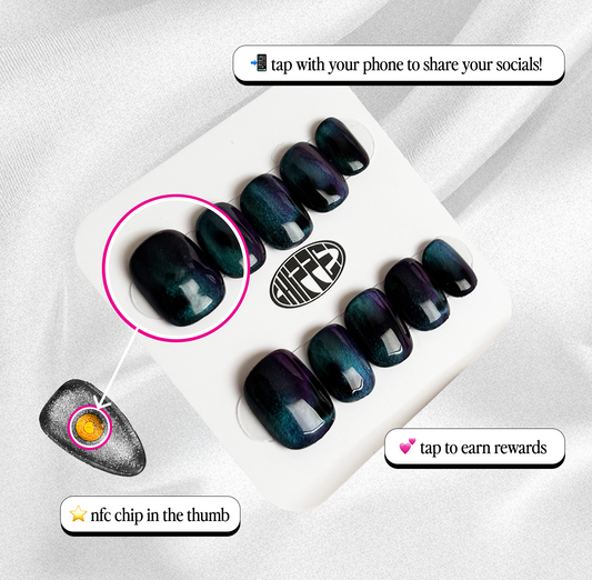 Gaslight 🖤 NFC Nails That Share Your Socials