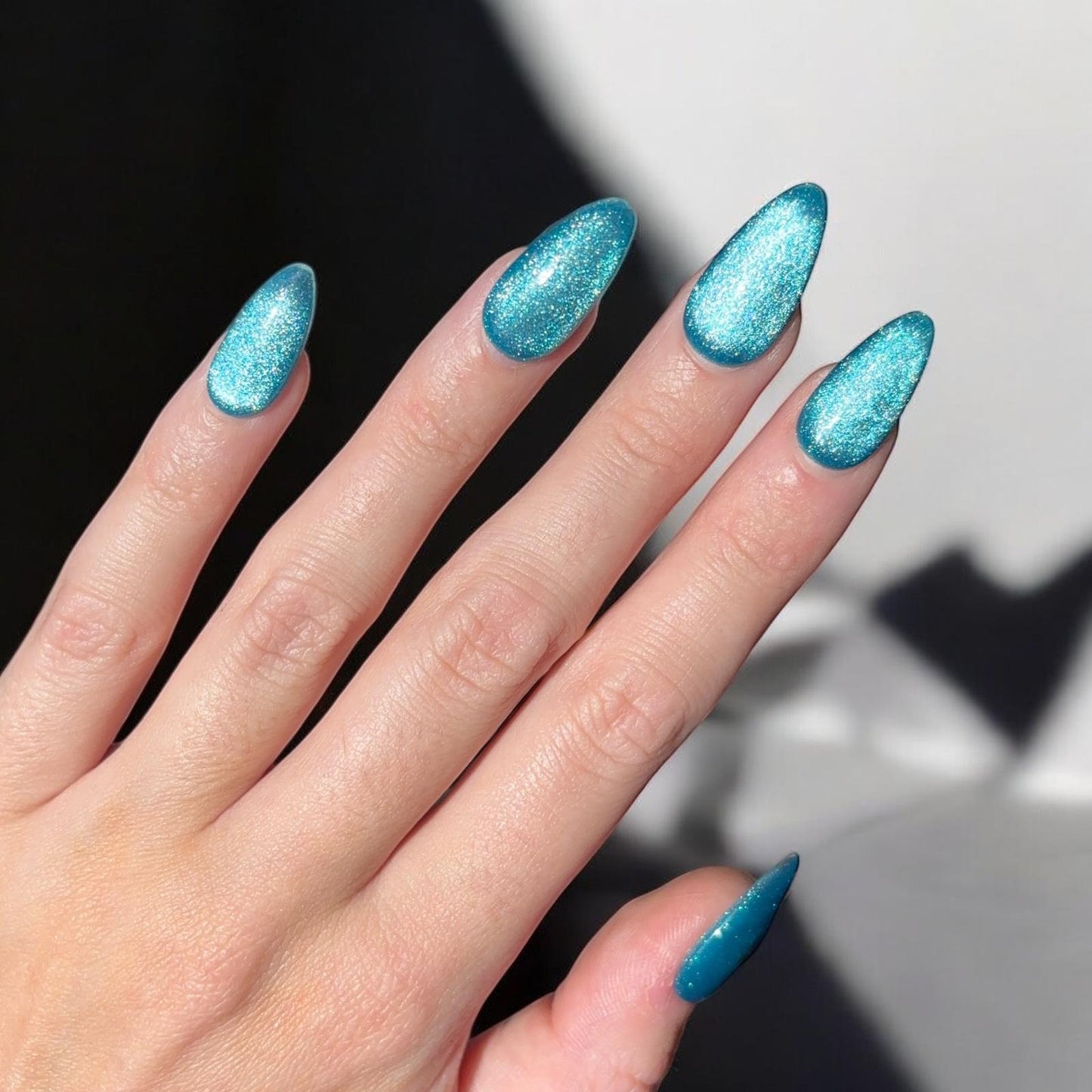 Mermaid's Purse 🧜‍♀️ NFC Nails That Share Your Socials